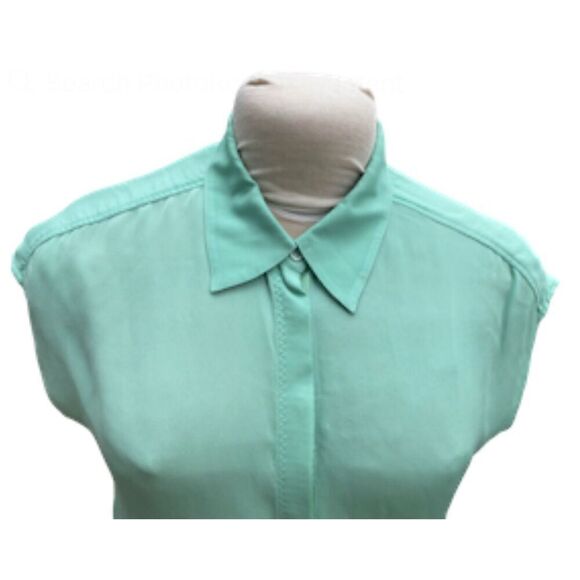 Michael Stars 100% Silk Short Sleeve Blouse Sz. S Light Mint Green - Picture 3 of 11